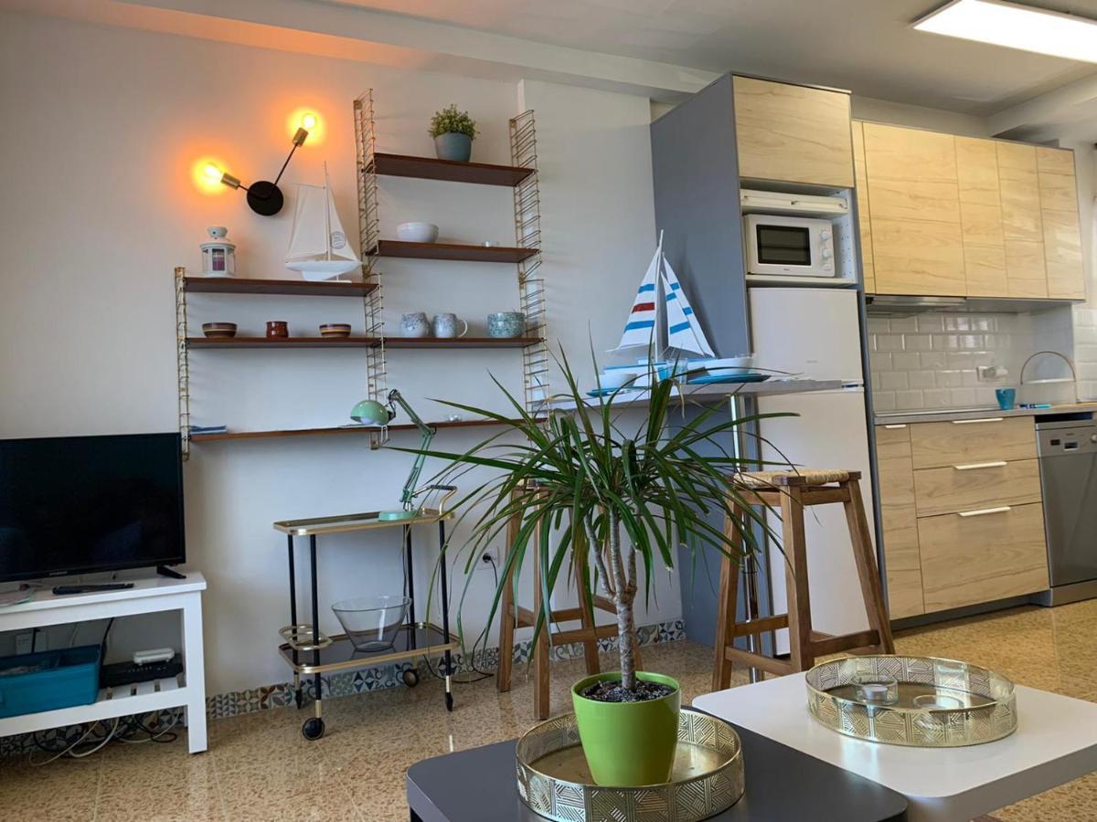 Modern Studio On The Beach Такоронте Екстериор снимка