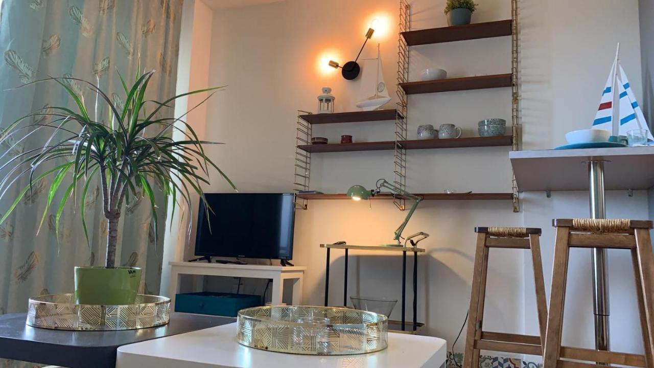 Modern Studio On The Beach Такоронте Екстериор снимка