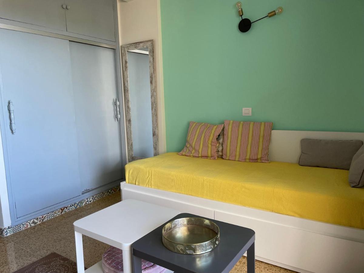Modern Studio On The Beach Такоронте Екстериор снимка
