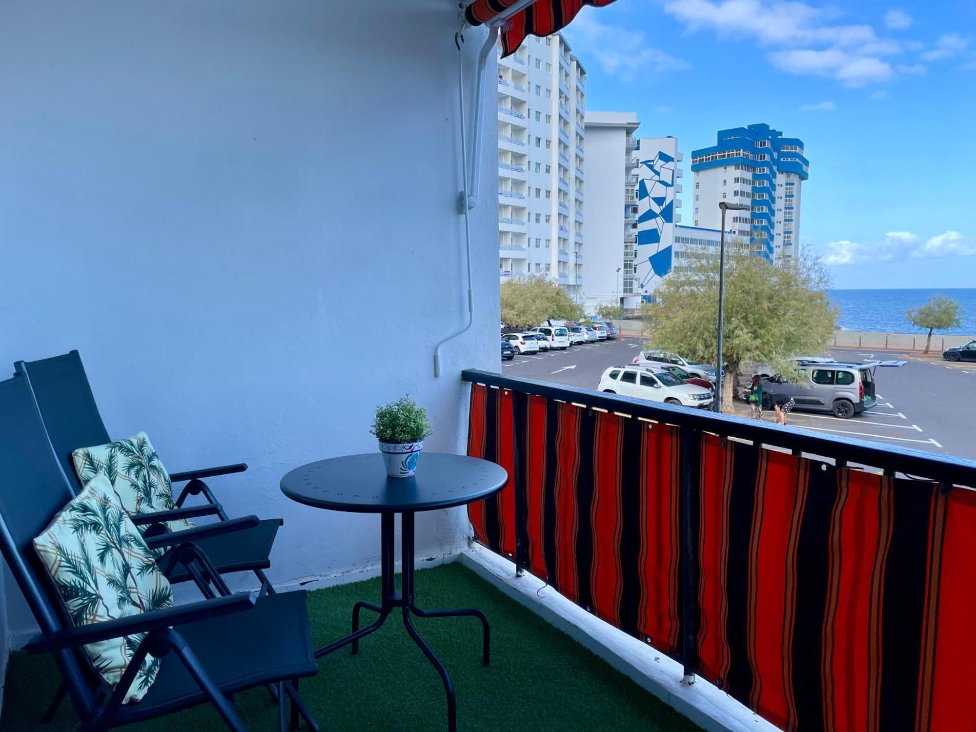 Modern Studio On The Beach Такоронте Екстериор снимка